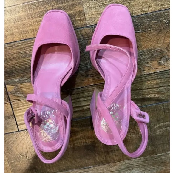 ISO ‼️ Vince Camuto X
Dress Up Buttercup Heels Berry - Picture 2 of 5